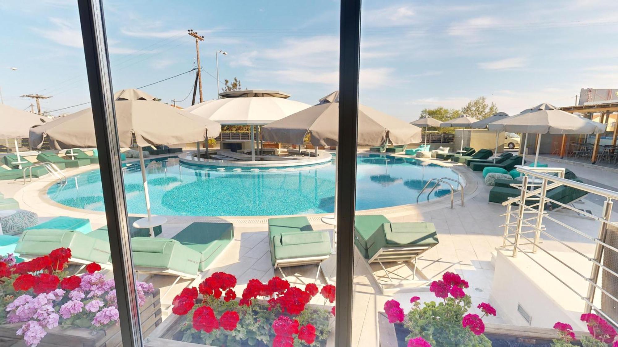 The Dome Luxury Hotel Лименария Екстериор снимка